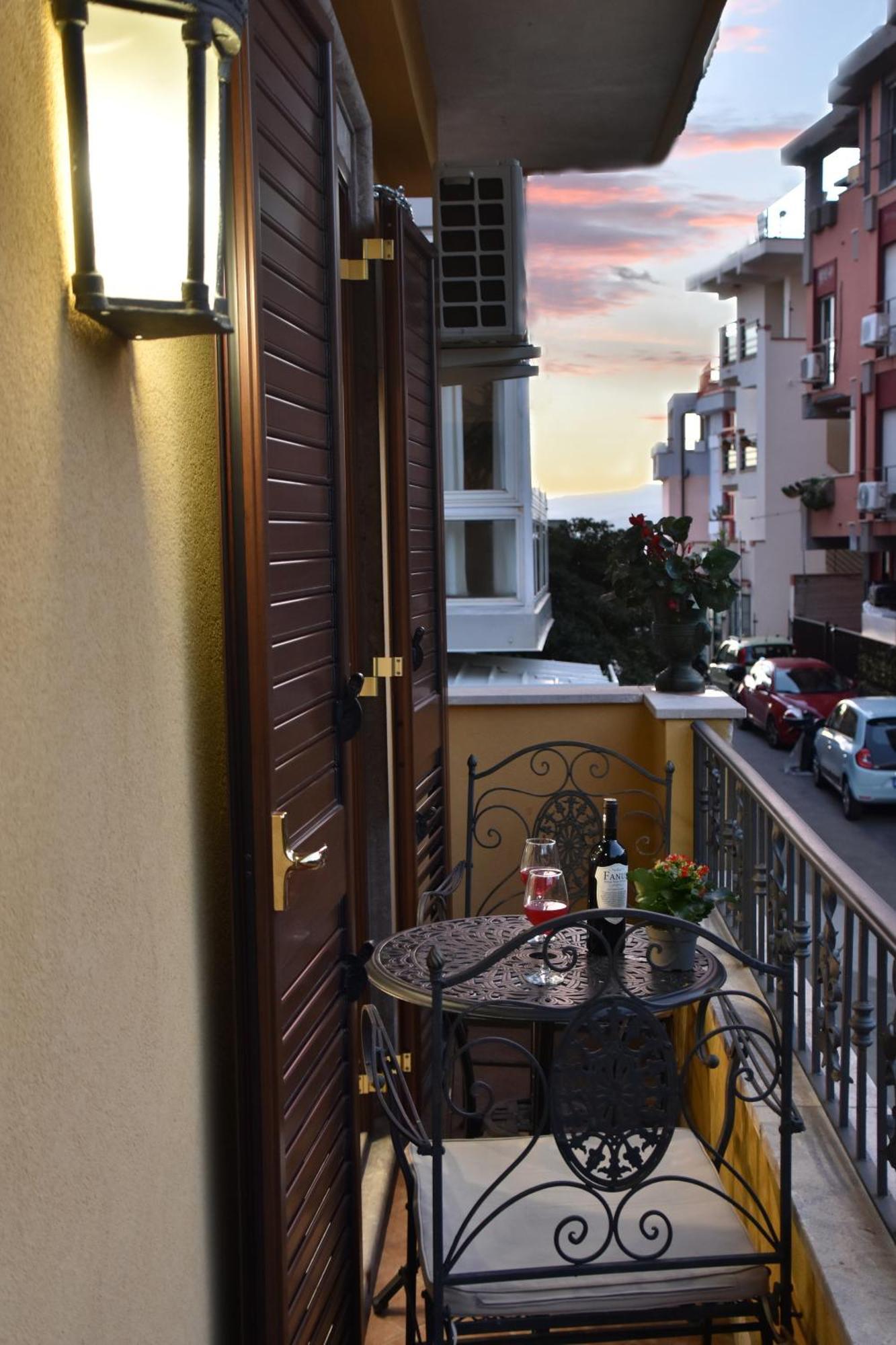 Gloden House Apartments Taormina Eksteriør billede